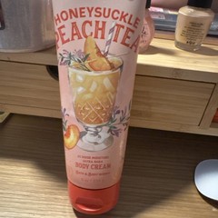 BATH & BODY WORKS HONEYSUCKLE PEACH TEA 24 HOUR MOISTURE BODY CREAM 8 OZ NEW