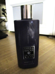 Crabtree & Evelyn INDIA HICKS ISLAND NIGHT Milky Bath 8.5 Oz New Old Stock