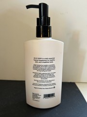 NEW One Skin OS-01 BODY TOPICAL SUPPLEMENT Essential Moisturizer 250ml Exp 2027