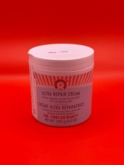 First Aid Beauty Ultra Repair Cream Intense Hydration Moisturizer 170.1 Gr