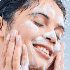 Nat Habit Moringa Vitamin-C Face Wash 100gm | Pimple & Oil Control | Free Ship |