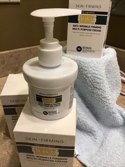 Hoygi anti-wrinkle firming cream Set Of Two 3 .53 oz. Jars W/ Pumps NEW IN BOXES