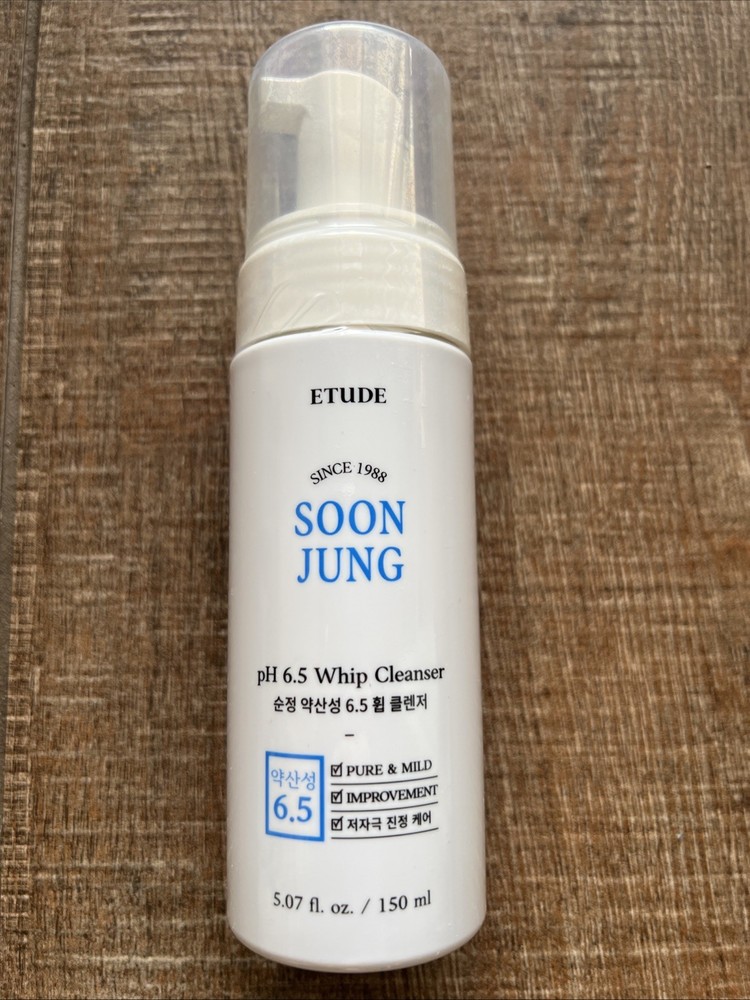 Etude House Soon Jung pH 6.5 Whip Cleanser 150 ml / 5.07 fl.oz