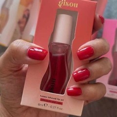 Gisou Honey Infused Hydrating Lip Oil Cherry on the Cake 0.27 fl oz