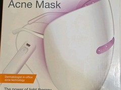 Neutrogena Facial Light Device with Activator – Pink/White – New in Box