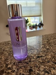 Clinique Take The Day Off Makeup Remover For Lids, Lashes & Lips ~ 200ml/6.7 oz