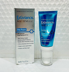 EXUVIANCE Age Reverse Day Repair SPF 30 Sunscreen 15g Retinol & Peptides New