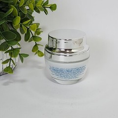 CB Clear Beauty Hyaluronic & Retinol Anti-aging Night Cream Rejuvenates 1.69 oz