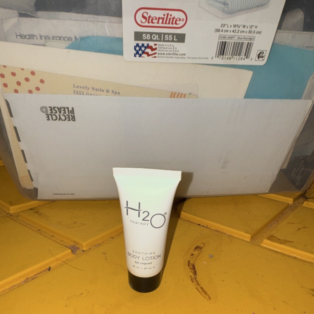 H2O Therapy Daily Use Moisturizing Body Lotion Travel Size 0.85 fl oz