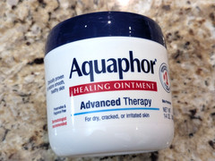 Aquaphor Healing Ointment Advanced Therapy Skin Protectant 14 oz exp: 12/2027