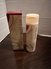 Mary Kay Red Tea & Fig Nourishing Body Lotion 8 Oz. #011405 NEW IN BOX