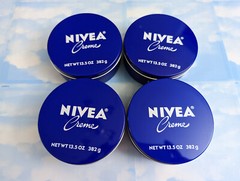 LOT (4) NIVEA CREME BODY, FACE AND HAND MOISTURIZING CREAM 13.5 OZ