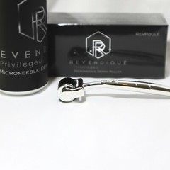 Revendique RevRoule Microneedle Derma Roller – size: 1.0mm – stainless steel