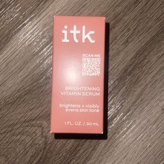 ITK Brightening Vitamin Serum for Women – 1 oz Anti-Aging Skincare – New