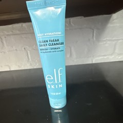 e.l.f. Holy Hydration! Clean Freak Daily Face Cleanser Hydrating HA 1 fl oz