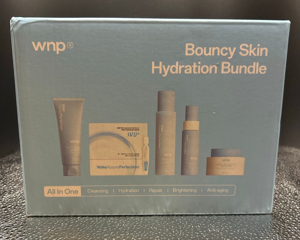 WNP Hyaluronic Acid Multi-Dimensional Hydration Skincare Set – New