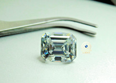 5 Ct Emerald Cut Lab Grown Diamond VVS1 Clarity Certified