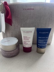 Clarins Multi-Active Set (50ml Mult-Active Day Cream + 15ml Flash Balm + 15ml Ac