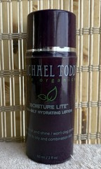 Set of 5 Piece Charcoal Mask/Facial Scrub/Hydrating Lotion/Exfoliant/Moisturizer