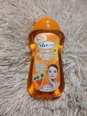 Veet Gold Carrot Whitening Cleansing Refreshing Toner Spf 15