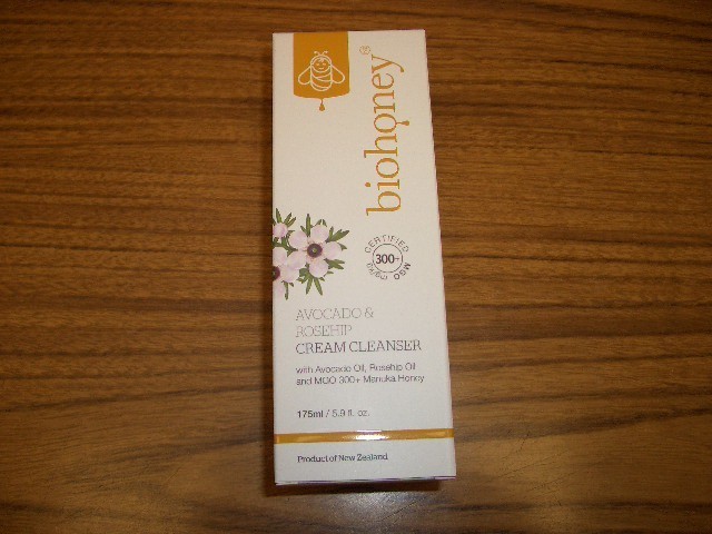 biohoney Avocado & Rosehip Cream Cleanser-MGO 333+ Manuka Honey 5.9 fl oz 3/2027