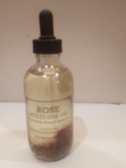ROSE MULTI USE OIL WITH ROSE PETAL , PEONY AND BERGAMONT