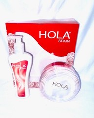 Hola Spain Gift Set Cream Body Lotion And Talcum Powder.(RED).