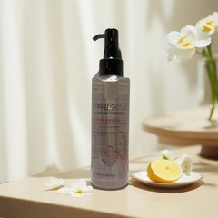 Brighten & Melt Away | Rice Water Cleansing Oil, by The Face Shop – 5.0 fl oz