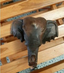WOODEN ELEPHANT’S HEAD Thai Wood Carved Hanging Wall Home Decor Collectible Gift