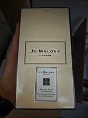 Jo Malone London English Pear & Freesia Body & Hand Lotion – 8.5 oz New