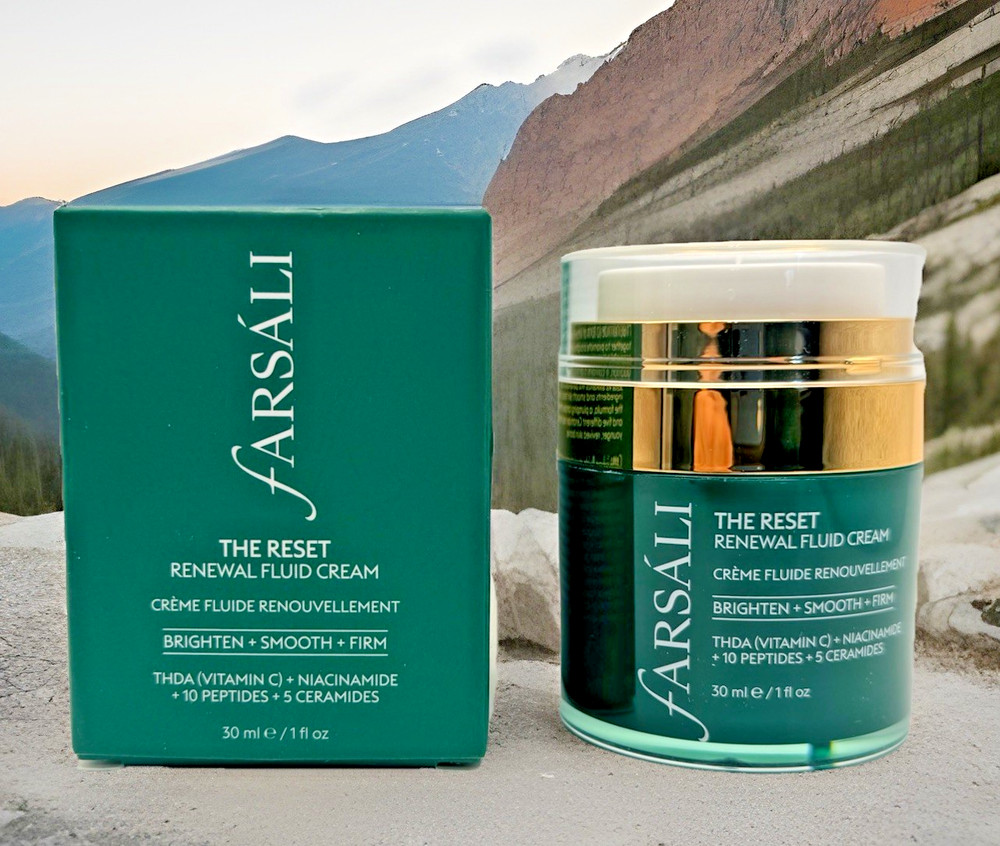 Farsali THE RESET Renewal Fluid Cream VitC Airless Jar 12 PAO Valued Over $150