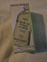 YOUTH TO THE PEOPLE KALE & GREEN TEA SPINACH CLEANSER