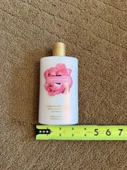 Vintage Victoria&rsquo;s Secret Pretty In Pink Hydrating Body Lotion 8.4 FL Oz