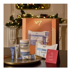 No7 Lift & Luminate Skincare Set Day Night Cream SPF 30 Eye Serum Wipes