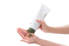 DAIWA BRI Kumazasa Green Clay Mask Made with Japanese Bamboo
