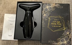 LED 7 in 1 Beauty Device For Face & Neck Open Box New