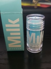 MILK MAKEUP Cooling Water Jelly Ice Soothing Serum Stick w/ Niacinamide 0.21 oz