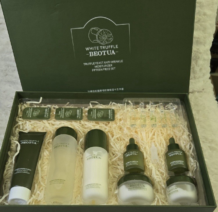 NWT-WHITE TRUFFLE BEOTUA-ANTI AGING SKIN CARE SET-15 PIECE SET-NEW IN BOX