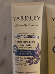 Lot Of (2) 8oz Yardley London Moisturizing Lotion Oat Feverfew English Lavender