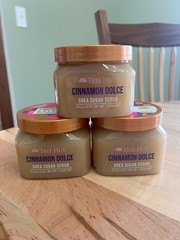 Tree Hut Cinnamon Dolce Shea Sugar Body Scrub – Pack of 3 – NEW – FREE SHIPPING