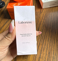Laboreve Peach Microbiome 84 EGF Serum Face 30 mL/1.01 fl oz