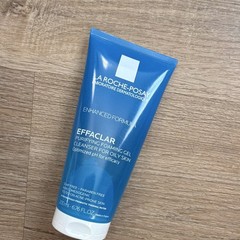 La Roche-Posay Effaclar Purifying Foaming Gel Cleanser Oily Skin Soap-Free 200ml