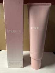 KYLIESKIN By Kylie Jenner Walnut Face Scrub 3oz / 85g Tube NEW IN BOX