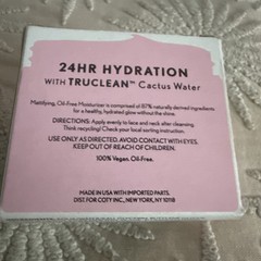 Covergirl Mattifying Oil-Free Moisturizer 24 hour Hydration 2 FL. OZ. New