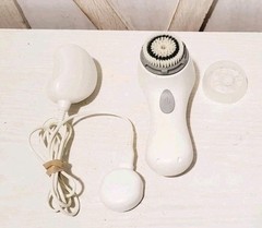 Clarisonic Mia Electric Facial Brush Rechargeable White Charger & Head WORKS