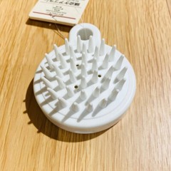 MUJI Scalp Care Brush W7xD9xH3.5cm