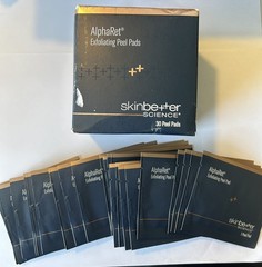 SkinBetter Science – AlphaRet Exfoliating Peel Pads (31 Count – See description)