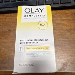 Olay Complete 3 in 1 Daily Facial Moisturizer SPF 40,Sensitive,6 fl oz,Exp: 5/27
