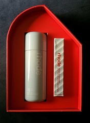 Rhode LTD Ed Holiday Glazing Milk & Peppermint Peptide Lip Treatment BNIB Rare