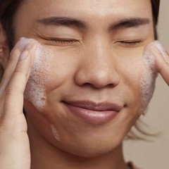 Gentle Daily Cleanser with Chamomile and Calendula for All Skin Types 5 Fl Oz